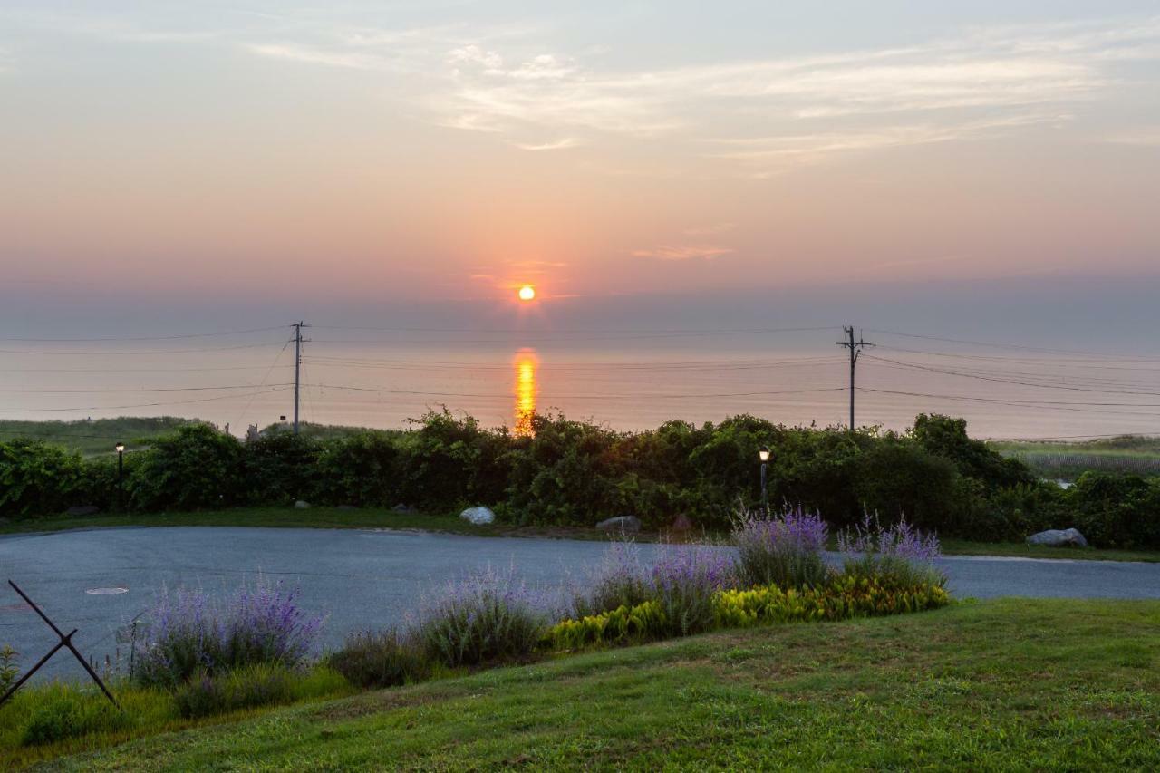 Nauset Beach Inn Орлеанс Екстер'єр фото